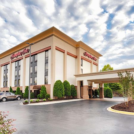 Hampton Inn Моргантон Экстерьер фото