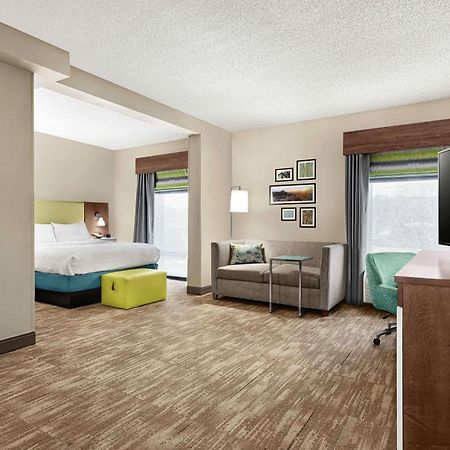 Hampton Inn Моргантон Экстерьер фото