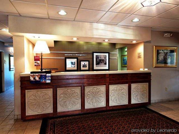 Hampton Inn Моргантон Интерьер фото